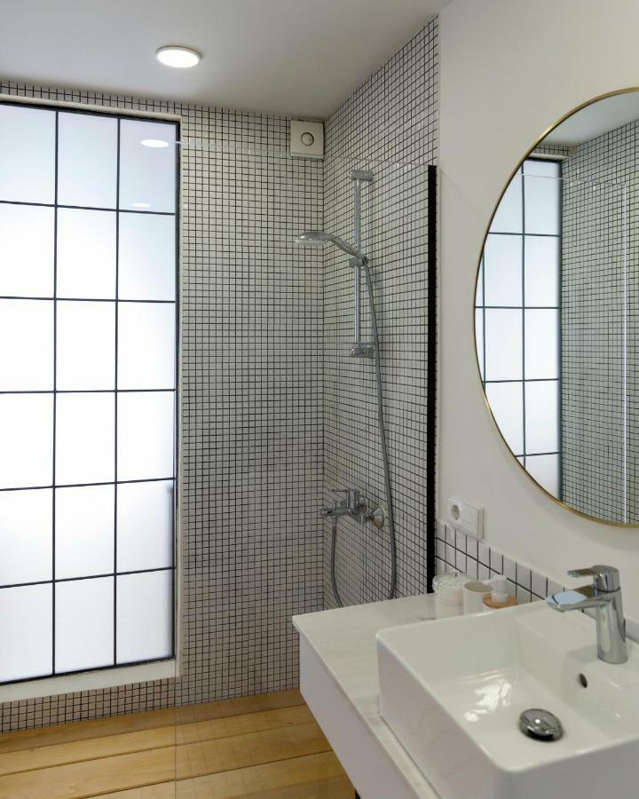 Апартаменты Studio In Central Тбилиси Экстерьер фото